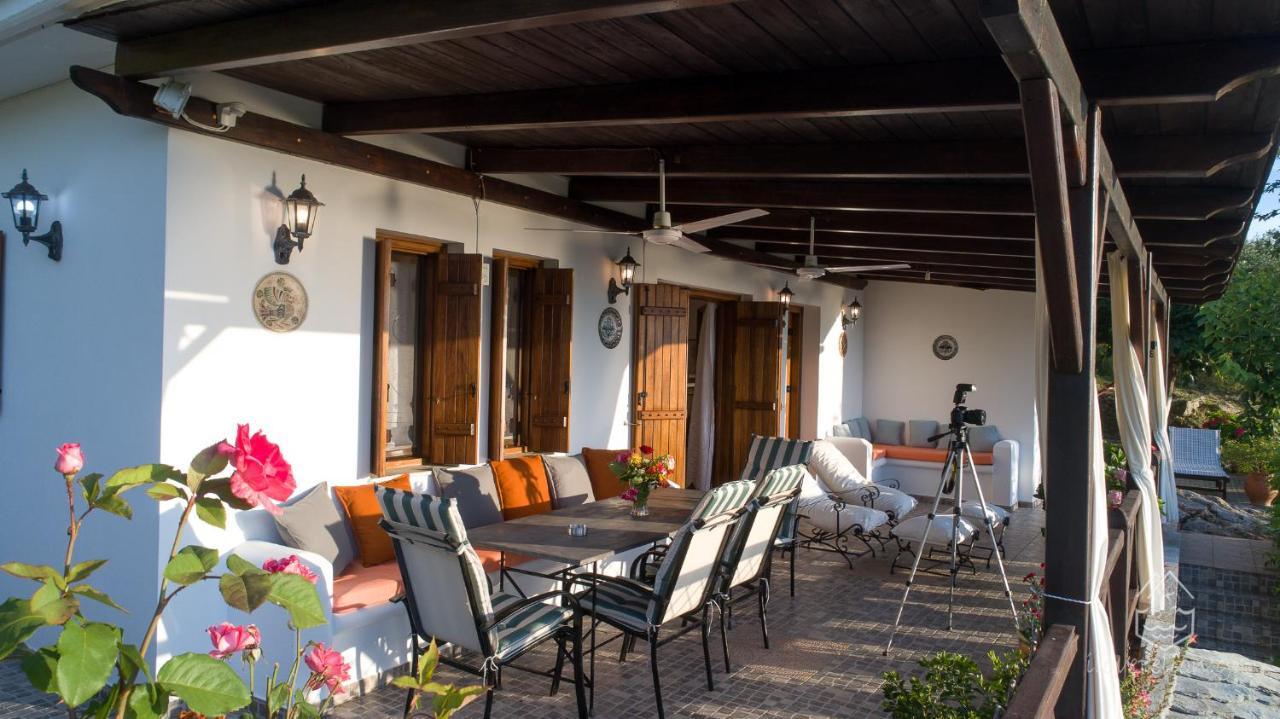 House Of The Rising Sun Villa Chorefton Exterior photo